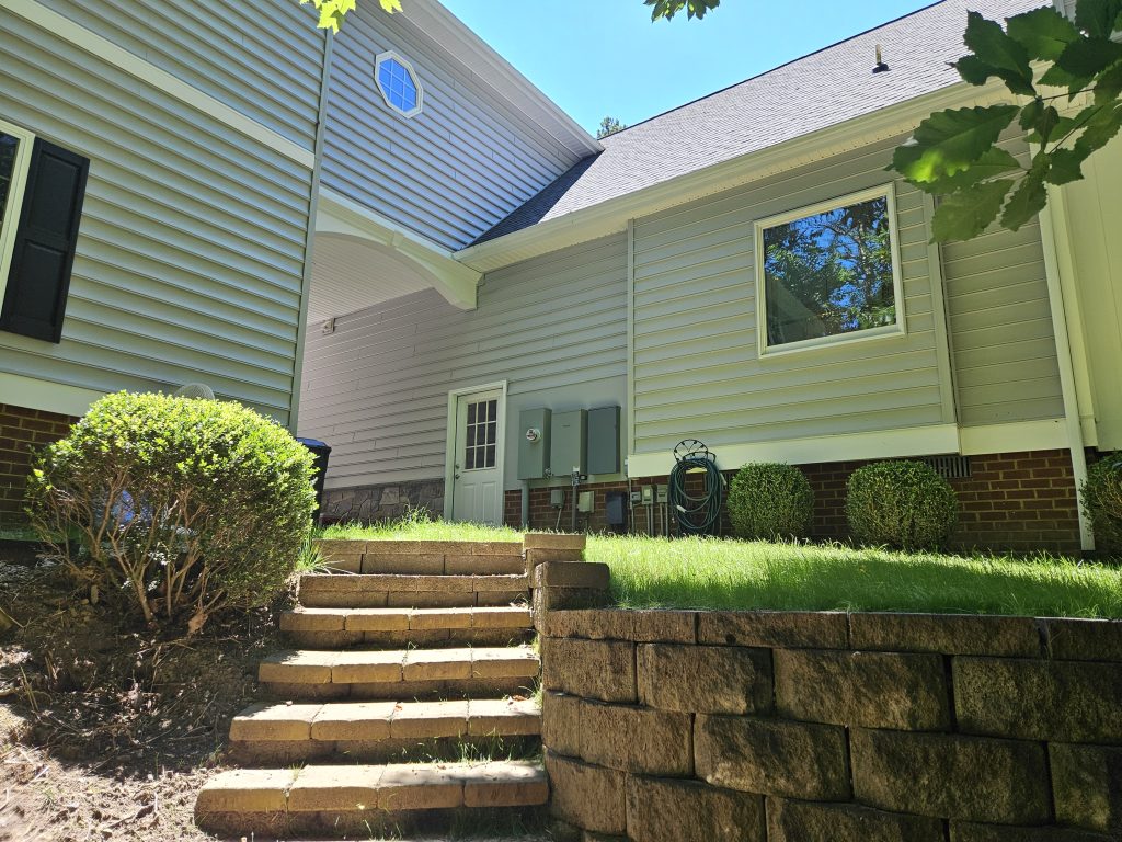 Breezeway entrance from the backyard